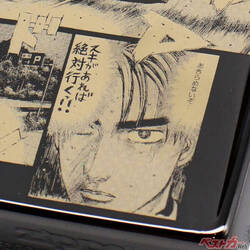 『頭文字D』×ZIPPO！　拓海の名シーンが刻まれた「150個限定ライター」が大人心を燃やす！