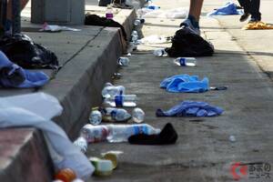 バイパスわきに落ちている「謎の液体入りペットボトル」 中身は一体なに？ 汚い「謎ボトル」発生の原因は「トラックドライバー」の劣悪な労働環境が由来… どういうことなのか