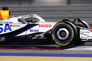 レーシングブルズのハジャー、残り2周で6位を失う「起きてはならないマシン破損」と代表が謝罪。ローソンは9位入賞