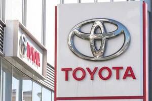 トヨタvsフォルクスワーゲン――販売差は180万台！ HV・EV・ソフト開発で世界市場の頂点を握るのはどちらか？