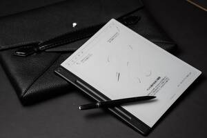 モンブランの「デジタルペーパー」が拓く感性を刺激する書き心地