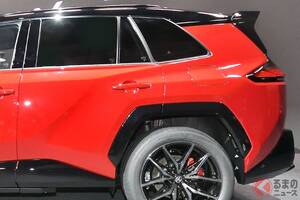 トヨタ新型「四駆SUV」まもなく発売！ スポーティな「GRスポーツ」初設定＆2つのパワトレ設定！ 純ガソリン車廃止×機能充実で大幅“価格アップ”!? 新型「RAV4」値段を大胆予想！