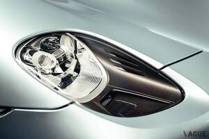 10年前に登場した「ポルシェのフラッグシップ」がオークションで落札 電動ハイパーカー「918スパイダー」ってどんなクルマ？