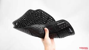 「今あるジャケットをさらに涼しく!」 デグナーより【バンブーエアスループロテクターシリーズ】登場