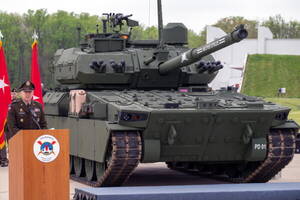 たった1年で調達終了！ アメリカ待望の「新戦車」キャンセルの理由は？ 陸軍長官「コレジャナイ」とも