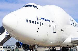 中部空港に「超変な形のジャンボ機」がいたのですが…なぜでしょうか？→実は世界で”4機”だけの激レア機です！
