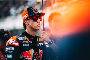 【MotoGP】KTM、不満アコスタの”浮気”な動きを諌める「まだ子ども。ある程度の歳まで不貞はダメと分からないのかも」