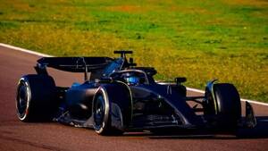 11番目のF1チーム、キャデラックとペレスがイモラでテストを開始。2023年型フェラーリで、手順のシミュレーション