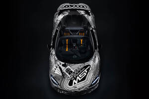 ラスベガスを“モノクロ”で表現。マクラーレンMSOの新作「750S プロジェクトVIVA」は、ノリスとピアストリが参加した「走るスケッチ」