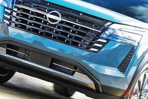 日産が新型「“3列8人乗り”SUV」公開！ 「テラノ後継機」は全長5m級の「ひろびろサイズ」！ 内外装刷新＆本格的な「四駆仕様」もイイ！ マイチェン版「パスファインダー」2026年モデル米国で発売