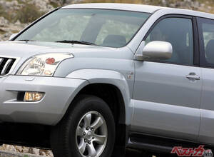 不格好さがたまらなくイイ!!　実は3ドアがあったランクルプラド！　ランクルFJ登場に合わせて3ドアの復活熱望だ!!