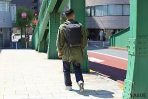 子供を支えた技術で、大人の背中を支える!? 老舗ランドセルメーカーが本気で作った日本製“次世代バックパック”の実力とは