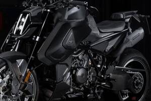 限定100台の「KTM×ブラバス」最新モデル!! 「BRABUS 1400 R シグネチャーエディション」ドイツで発表 価格は約897万円