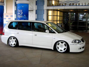 オデッセイ RA型のホイール装着画像で見るタイヤホイールデータ4選！