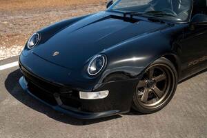カタログモデルには存在しない993型「911スピードスター」！ガンサー ヴェルクスが作った希少な25台限定モデルは約1億7165万円から