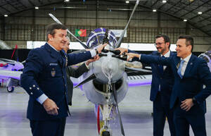 南米生まれの“プロペラ攻撃機”ついに欧州デビューへ！ 古めかしい作りだが実はかなり優秀