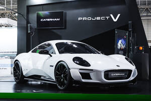 【ケータハム】東京オートサロンで世界初公開！量産化に向けたEVスポーツカー「プロジェクトV」の最新型プロトタイプ
