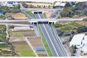 愛知～静岡が「無料で信号ゼロ」に!? 悲願の全通迎えた「名豊道路」に「便利」「だいぶ快適」の声も!? “高速空白地帯”つなぐバイパス 今後の課題は
