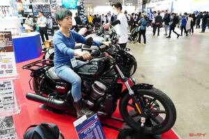 「小柄ライダー」にお薦めのアイテムを紹介！「もみじの手」でも、バイクに乗れる！【東京モーターサイクルショーで発見！】