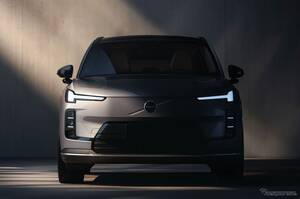 復活のボルボ『XC70』に熱視線！「PHEVで200km走るなら最高」「日本でも売ってくれ！」と期待の声