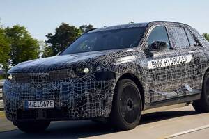 BMW次期「X5」、水素FCEV含む「5つの心臓」を搭載へ。量産モデル「iX5ハイドロジェン」2028年デビューと正式発表