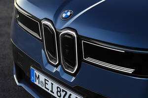 BMWのデザインが刷新される第１弾をプロが斬る！　iX3の「顔」はいいがボディの凡庸感が残念!!