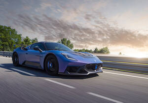 【スーパースポーツ試乗】「熱き名門」復活！ サーキットで速さを見せつけたマセラティGT2の公道版、GT2ストラダーレの驚愕パフォーマンス