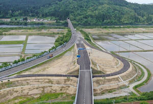 「240kmの自動車道」の“全通”近づく “ちょっとの改良で高規格化”の重要ポイントが年内供用 秋田道