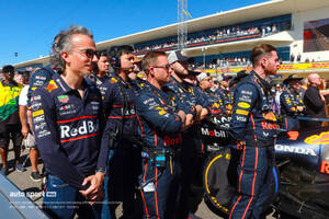 「我々は急いでいない」ラインアップ決定を遅らせたメキース代表。レッドブルの主導権争いにも変化【代表のコメント裏事情】