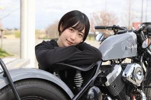 シンプルな形状でクルーザーらしさをアップ!! バイクのシートの一種「サドルシート」とは？