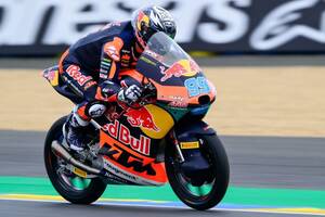 Moto3フランス決勝｜ルエダ、漁夫の利で今季4勝目。古里太陽が6位フィニッシュ