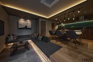 JR「奈良駅」から徒歩7分 奈良公園や東大寺などの有名観光スポットへもアクセス抜群！ 最大12名まで宿泊可能な3階建て“一棟貸し宿”の魅力とは