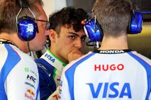 アブダビテストでレーシングブルズの新ペアが始動。新人リンドブラッドにマシントラブルも「有益な準備ができた」