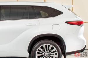 約564万円！ トヨタ新「“7人乗り”SUV」登場！ パワフルな2.4リッター「ターボ」に高性能“ヨンク”搭載！ 全長5m級ボディでハイブリッドもある「ハイランダー」加国モデルとは