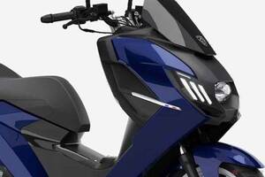 1回の給油で440km走る新型“原付二種スクーター”!! プジョーからコンパクトGTスクーター「プルシオン EVO 125」登場
