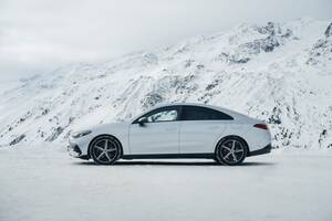 スタイリッシュでエレガントな、ちょっと小さなセダン──新型メルセデス・ベンツCLA試乗記