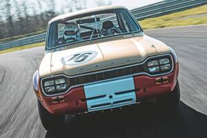 テストコースで夢見心地　ボアハム・フォード・エスコート Mk1（2）　ノスタルジックな危うさ