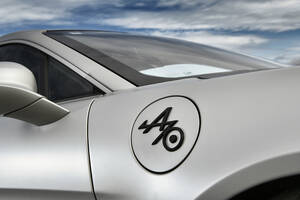 【試乗】純エンジン車のピュアスポーツ「アルピーヌA110」を買うなら最後！　生産終了直前にラストを飾る３モデルに一気乗りした