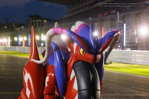大人が本気で作った「ホンダコライドン」、鈴鹿8耐で話題沸騰!! 次は「トヨタミライドン」との共演なるか？