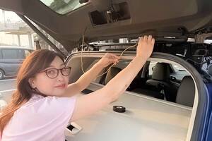 なんちゃってセレブでもできるドライブレコーダーDIY取り付けの簡単テクをレポート