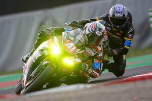 鈴鹿サーキットの熱闘!! 「気温60度超えの過酷な路面状況」に挑むKaedear Racing Teamの挑戦と苦悩 レーシングライダー石塚健のレースレポート