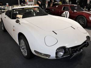 憧れの“ボンドカー”が蘇る！ 走らせたい現代の名車、ロッキー2000GT