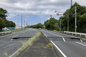 なぜ、いま全国各地の道路が陥没しているのか？ 原因は地中の下水管や雨水管の老朽化にあり。