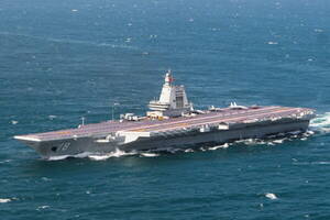 実戦モードか？ 就役したての最新空母「福建」が初の空母打撃群で本格訓練を開始