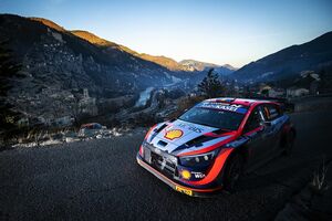 【WRC】ヒュンダイ、ラリー1規定の新マシンでモンテカルロ初日から大失速……ドライバーがめまいや胸の痛みを訴える