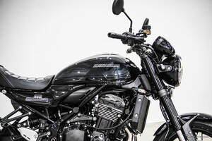 オールブラック仕上げのカワサキ『Z900RS』発売へ！「ブラックボールエディション」152万9000円