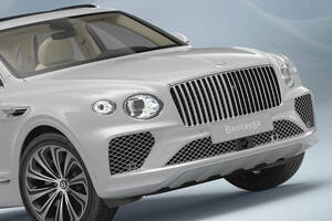 【日本限定10台】現代女性に贈る“走るお守り”。ベントレー・ベンテイガ「サムシングブルー」が宿すマリナーの流儀