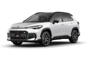トヨタ　クラウンセダンに生誕70周年を記念した特別仕様車を発売