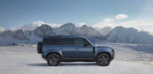 ディフェンダーの商用モデル、日本上陸へ！──GQ新着カー