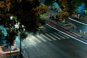 韓国に惨敗！ 交通行政の限界が生んだ「1万台の差」――日本の横断歩道は本当に安全か